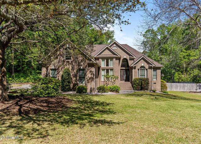 Property at 128 Francis Marion Dr, Wilmington, NC 28411, 4 beds, 3 baths
