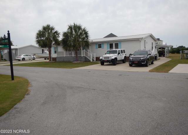 Property at 225 Blue Goose Ln, Newport, NC 28570, 3 beds, 2 baths