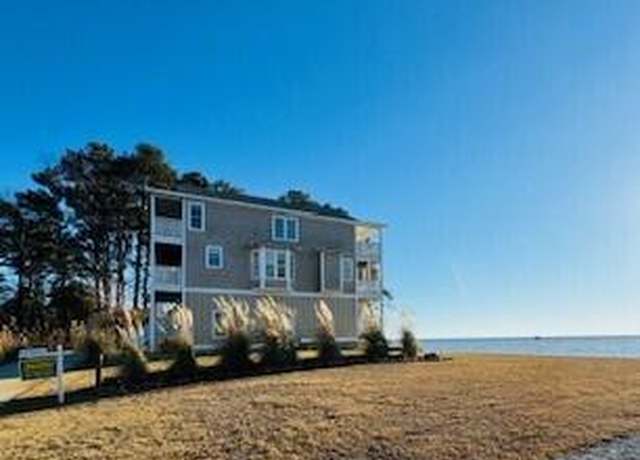 Property at 114 Caco St, Jarvisburg, NC 27947, 4 beds, 3.5 baths