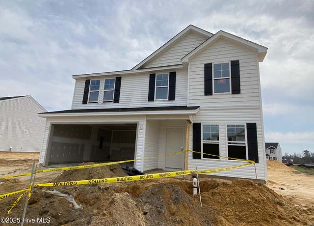Property at 2223 Roadster Pony Ln, Hope Mills, NC 28348, 4 beds, 2.5 baths