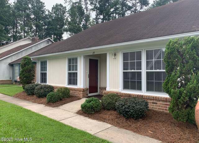 Property at 126 Oakmont Dr #25, Greenville, NC 27858, 3 beds, 2 baths