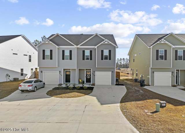 Property at 215 Shallowbag Bay Ln, Jacksonville, NC 28546, 3 beds, 2.5 baths