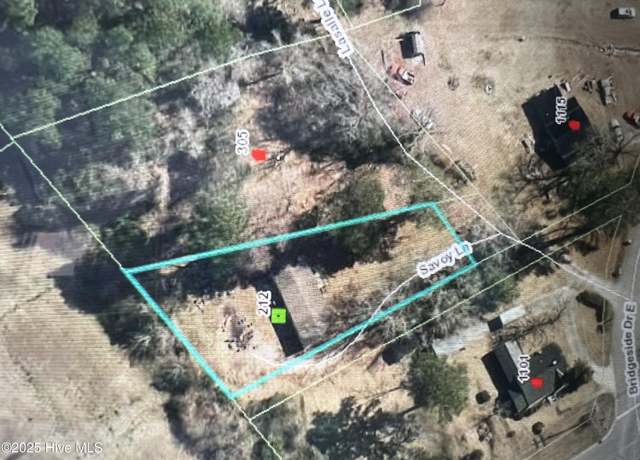Property at 212 Savoy Ln, Jacksonville, NC 28546