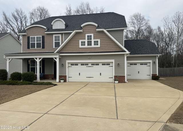 Property at 183 Ganton Dr, Raeford, NC 28376, 4 beds, 3.5 baths