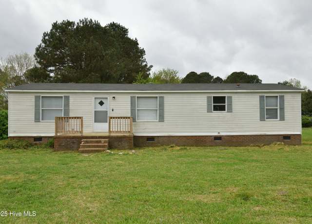 Property at 8957 Taylor Woods Cir, Rocky Mount, NC 27803, 3 beds, 2 baths
