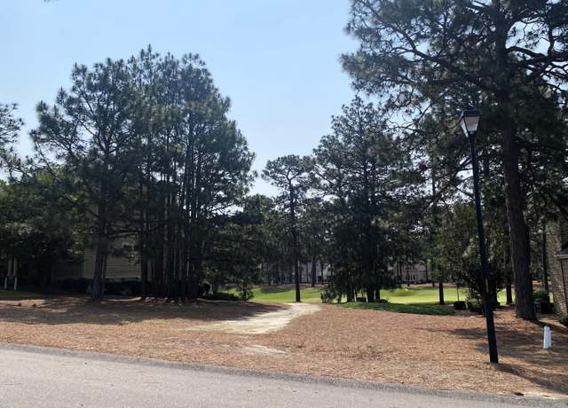 Property at 130 Cochrane Castle Cir, Pinehurst, NC 28374