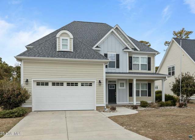 Property at 414 Lanyard Dr, Newport, NC 28570, 4 beds, 2.5 baths
