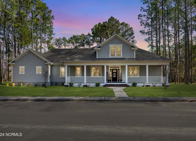 Property at 9265 W Lake Rd, Calabash, NC 28467, 3 beds, 2.5 baths