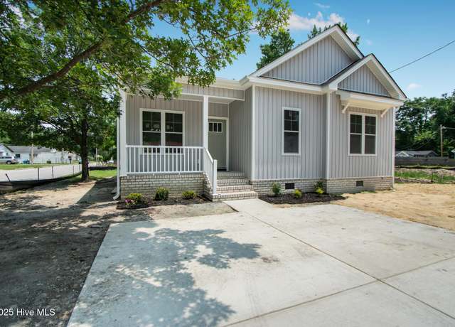 Property at 401 Singletary St SE, Wilson, NC 27893, 3 beds, 2 baths