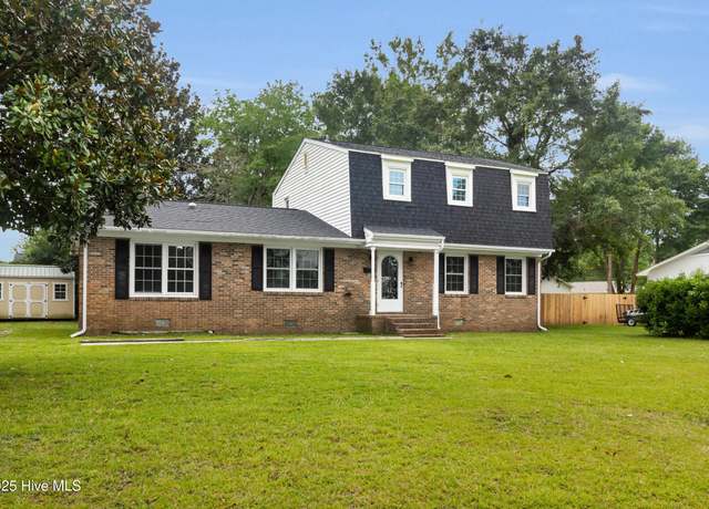 Property at 205 Speight St, Havelock, NC 28532, 4 beds, 3 baths