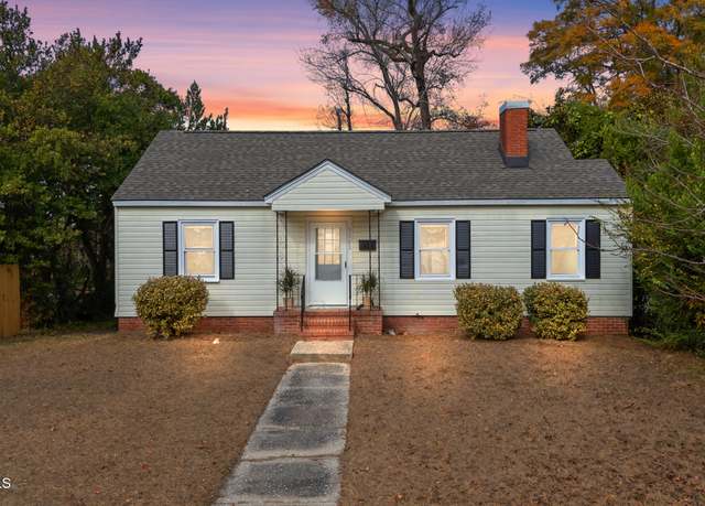 Property at 3262 Camden Cir, Wilmington, NC 28403, 3 beds, 2 baths