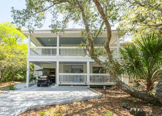 Property at 8 Racerunner Ct, Bald Head Island, NC 28461, 5 beds, 3 baths