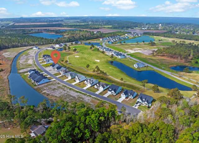 Property at 201 Windswept Ln, Beaufort, NC 28516, 4 beds, 3 baths