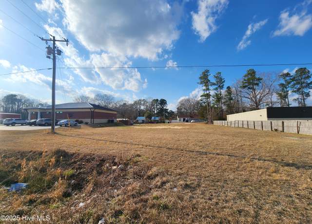 Property at 1312 S Jk Powell Blvd, Whiteville, NC 28472