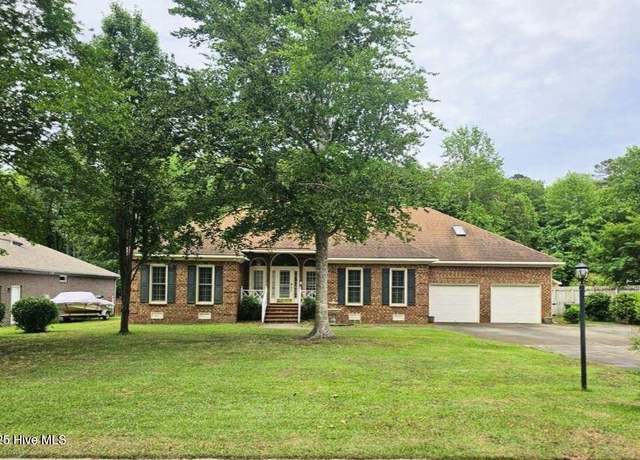 Property at 117 Creekview Rd, New Bern, NC 28562, 3 beds, 3 baths