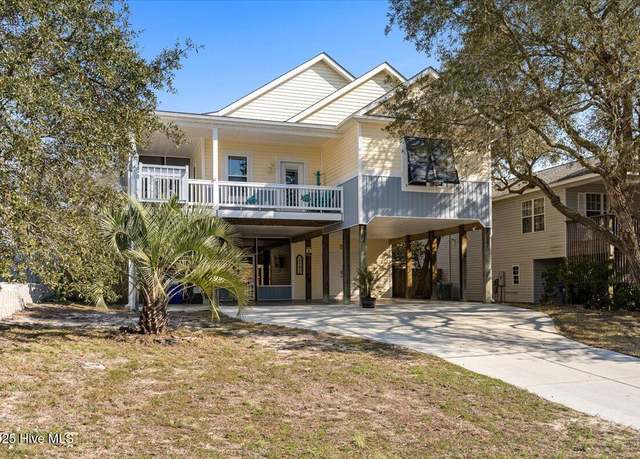 Property at 134 NE 11th St, Oak Island, NC 28465, 3 beds, 2.5 baths
