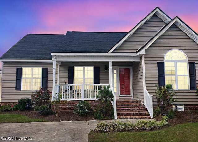 Property at 1124 Sebring Dr, Winterville, NC 28590, 3 beds, 2 baths