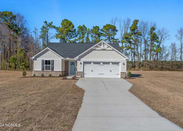 Property at 76 Deerfield Ln, Tabor City, NC 28463, 3 beds, 2 baths