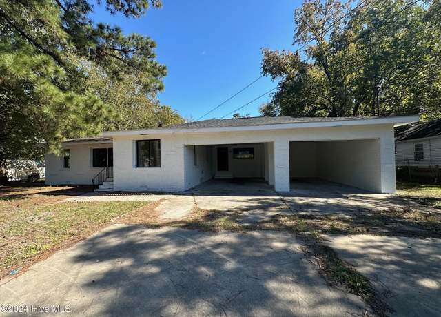 Property at 224 Hill St, Ahoskie, NC 27910, 4 beds, 2 baths