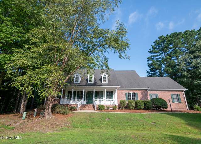 Property at 134 Greenwood Dr, Hertford, NC 27944, 3 beds, 3.5 baths
