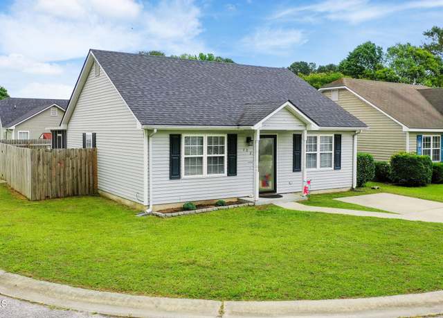 Property at 102 Oakwood Ln, Elizabeth City, NC 27909, 3 beds, 2 baths