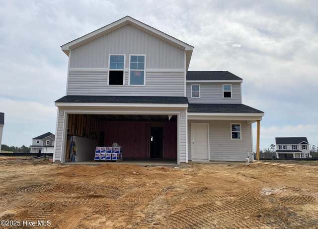Property at 2219 Roadster Pony Ln, Hope Mills, NC 28348, 4 beds, 2.5 baths