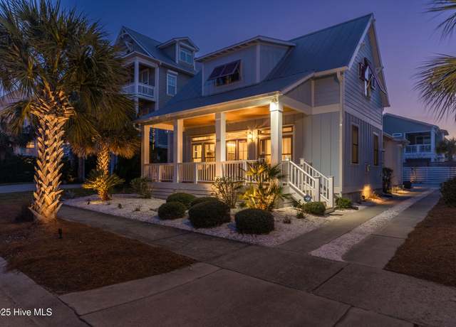 Property at 1314 Pinfish Ln, Carolina Beach, NC 28428, 3 beds, 2.5 baths