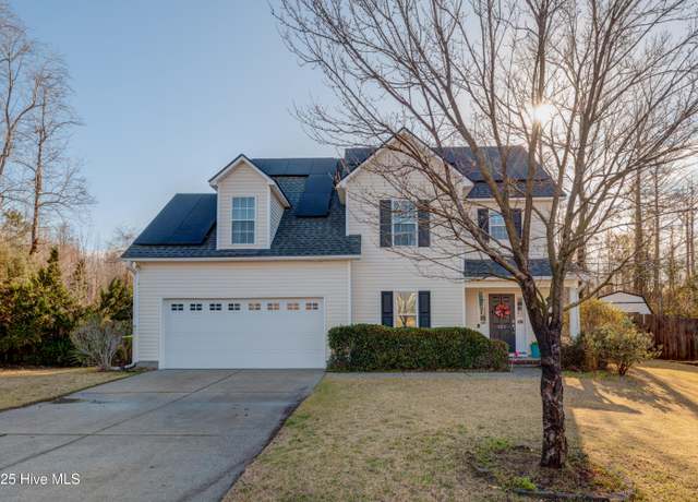 Property at 222 Planters Ct, Leland, NC 28451, 4 beds, 2.5 baths
