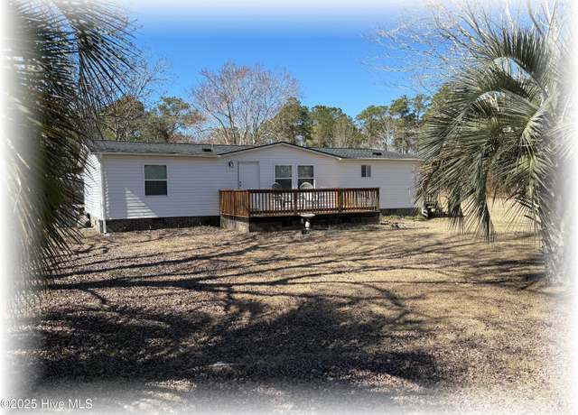 Property at 2447 Pinewood Dr SW, Supply, NC 28462, 3 beds, 2 baths