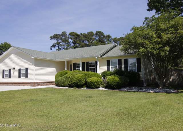 Property at 205 S Creek Dr, Jacksonville, NC 28540, 3 beds, 2 baths