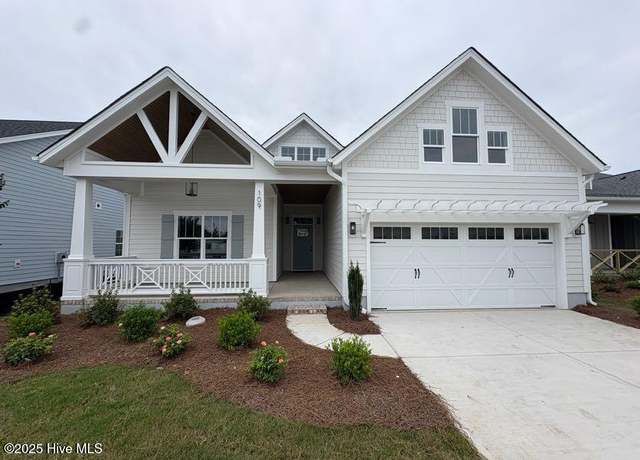 Property at 109 Flat Clam Dr, Wilmington, NC 28401, 3 beds, 3 baths