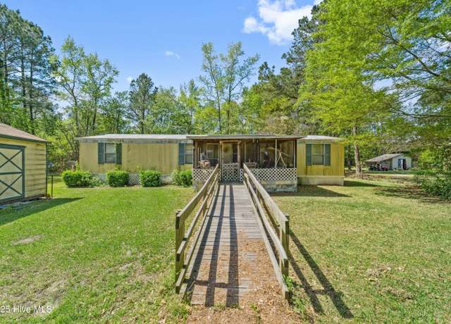 Property at 4148 Nc 24, Beulaville, NC 28518, 3 beds, 2 baths