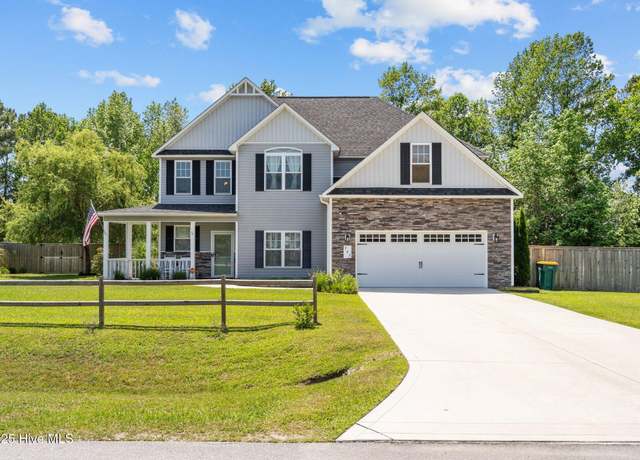 Property at 903 Gulf Chase Ct, Sneads Ferry, NC 28460, 5 beds, 4 baths