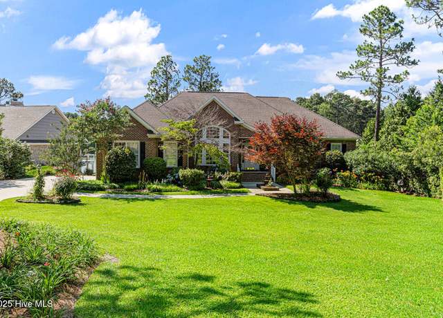 Property at 104 Douglas Dr, West End, NC 27376, 5 beds, 4.5 baths