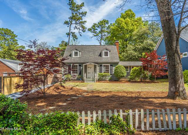 Property at 325 E Vermont Ave, Southern Pines, NC 28387, 3 beds, 1.5 baths