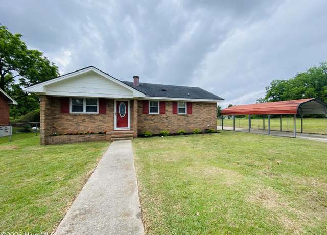 Property at 500 E Woodrow St, Goldsboro, NC 27530, 3 beds, 1 bath