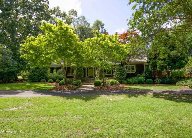 Property at 200 Cameron Ave, Vass, NC 28394, 3 beds, 2 baths