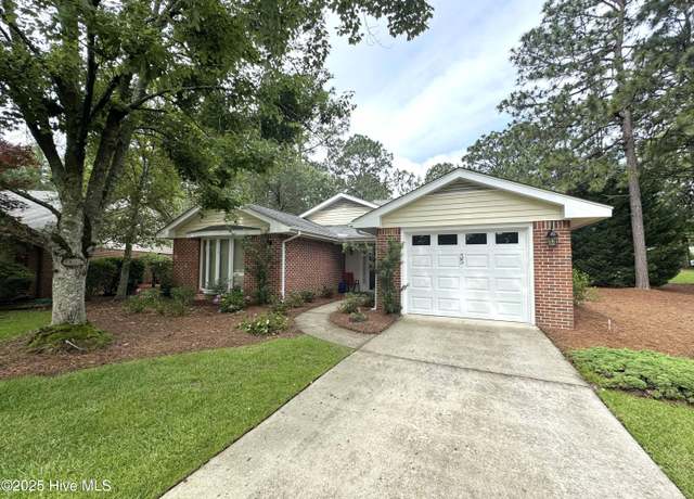 Property at 35 Turner Rd, Pinehurst, NC 28374, 3 beds, 2 baths