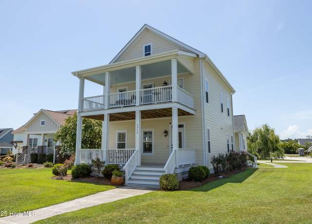 Property at 1315 Barnacle Ln, Morehead City, NC 28557, 4 beds, 3.5 baths