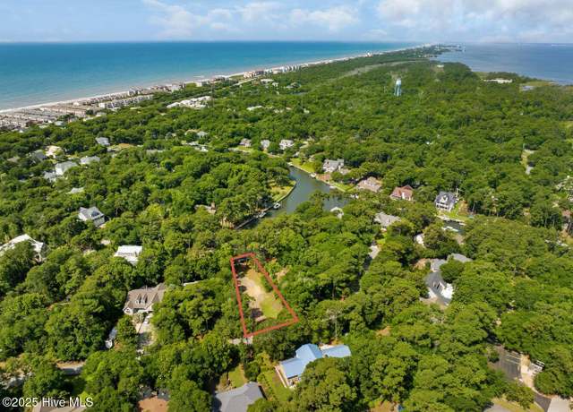 Property at 117 White Ash Dr, Pine Knoll Shores, NC 28512