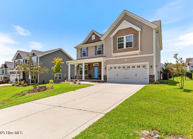 Property at 325 Parrish Ln, Carthage, NC 28327, 4 beds, 2.5 baths