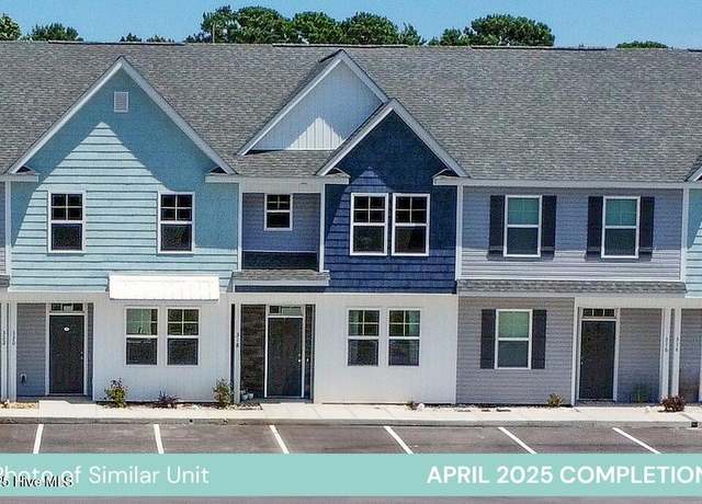 Property at 206 Sandy Cove Ln, Sneads Ferry, NC 28460, 3 beds, 2.5 baths
