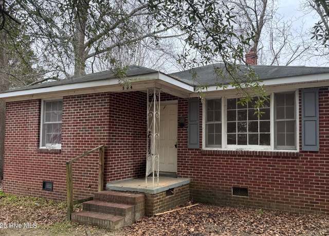 Property at 504 Jackson Ln, Kinston, NC 28501, 3 beds, 1 bath