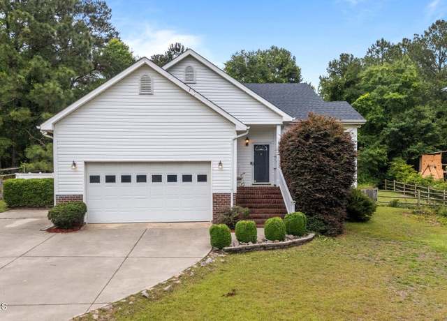 Property at 6301 Mockingbird Ln, Sanford, NC 27332, 3 beds, 2 baths
