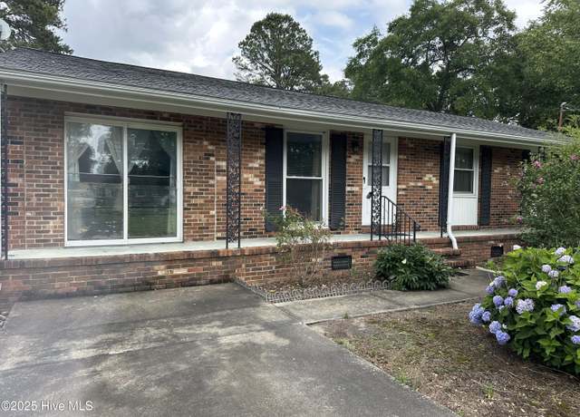 Property at 2611 Lisa Ln, Goldsboro, NC 27534, 3 beds, 1.5 baths