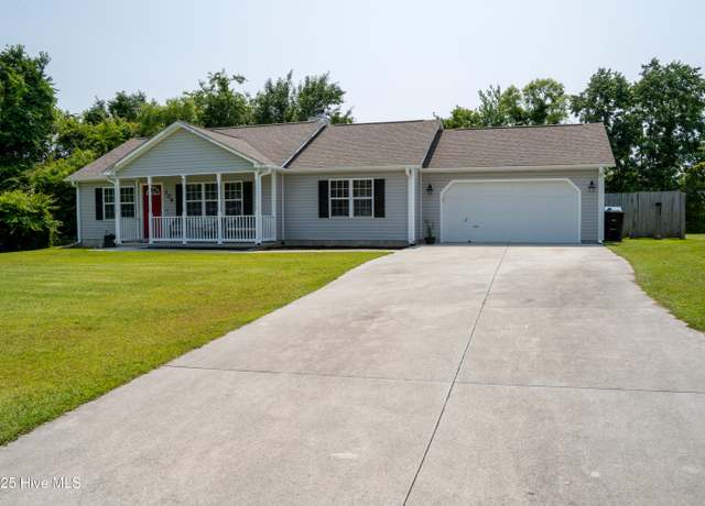 Property at 306 Top Knot Rd, Hubert, NC 28539, 3 beds, 2 baths
