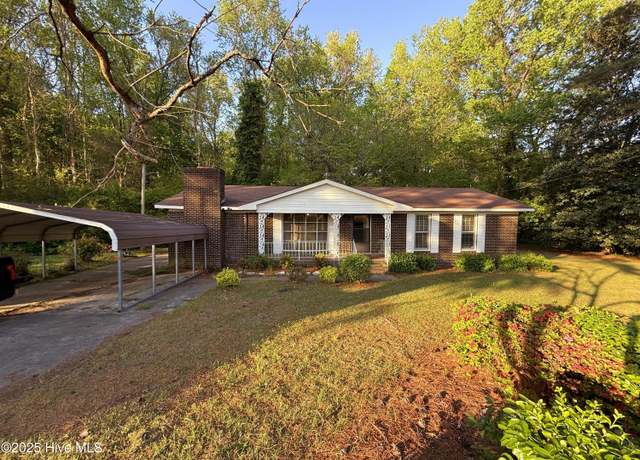 Property at 1420 Lum Brown Rd, Williamston, NC 27892, 3 beds, 1 bath