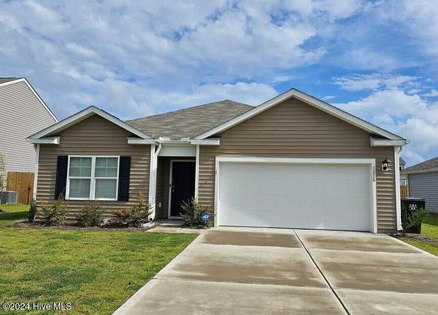 Property at 1218 Saint Augustine Dr, Castle Hayne, NC 28429, 4 beds, 2 baths
