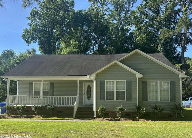 Property at 3015 Ellsworth Dr, Greenville, NC 27834, 3 beds, 2 baths