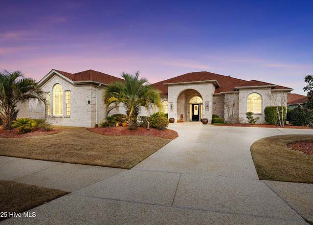 Property at 2215 Villamar Dr, Leland, NC 28451, 4 beds, 3.5 baths